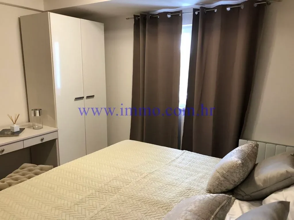 Šibenik, Croatia, Gradska cetvrt Varos, Sibenik, Sibenik-Knin County. - Photo 11