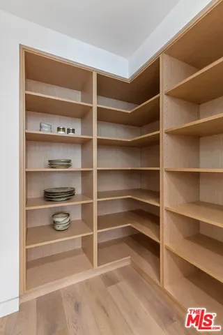 1620 Electric Avenue, Los Angeles, California, United States. - Photo 15