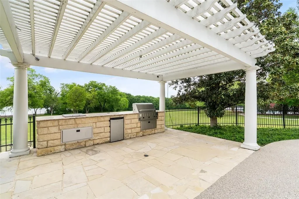 343 E Town East Boulevard, Sunnyvale, Texas, United States. - Photo 23