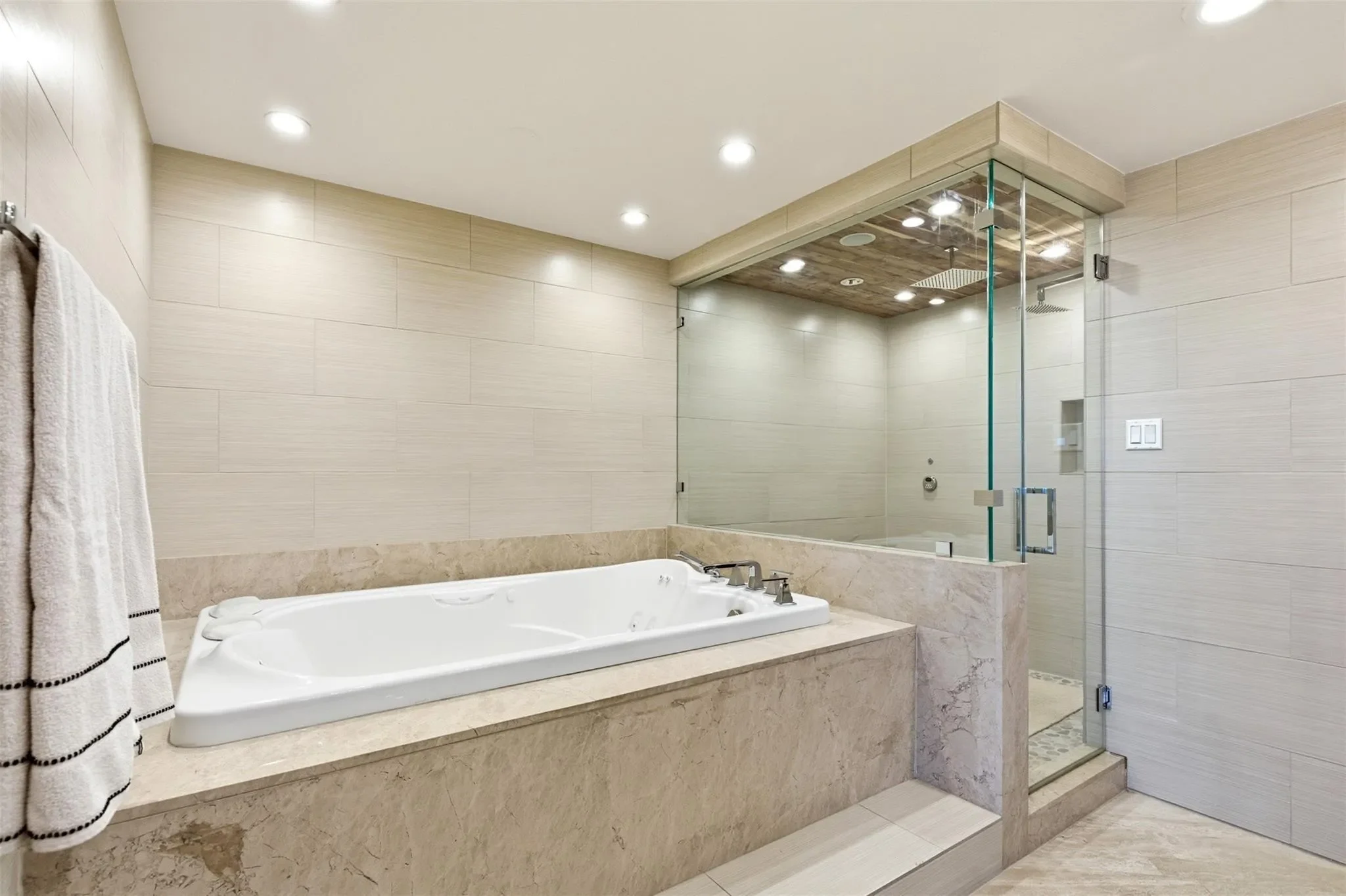 3350 Mccue Road 2402, Houston, Texas, United States. - Photo 20