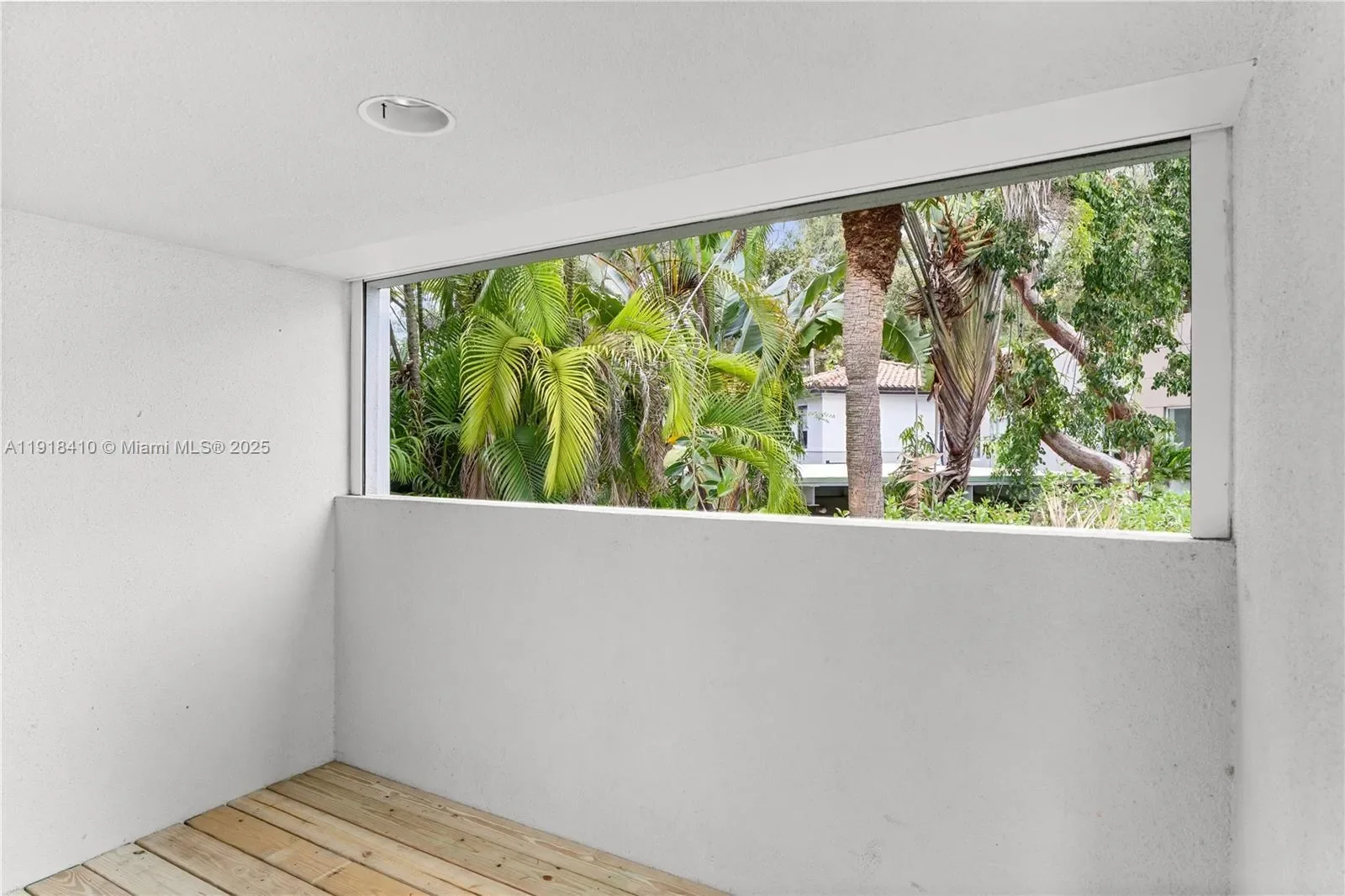 2475 S Bayshore Dr #2, Miami, Florida, United States. - Photo 22