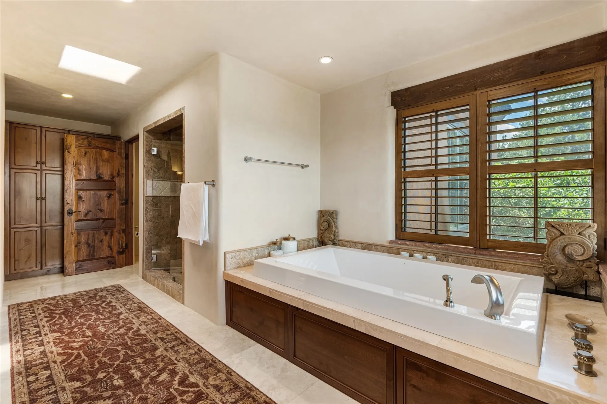 15 Calle Ojitos, Santa Fe, NM 87506, Santa Fe, New Mexico, United States. - Photo 22