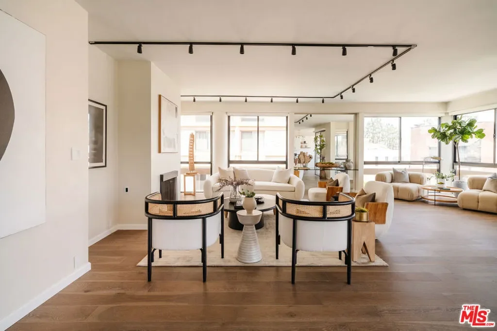 318 N Maple Drive 408, Beverly Hills, California, United States. - Photo 10