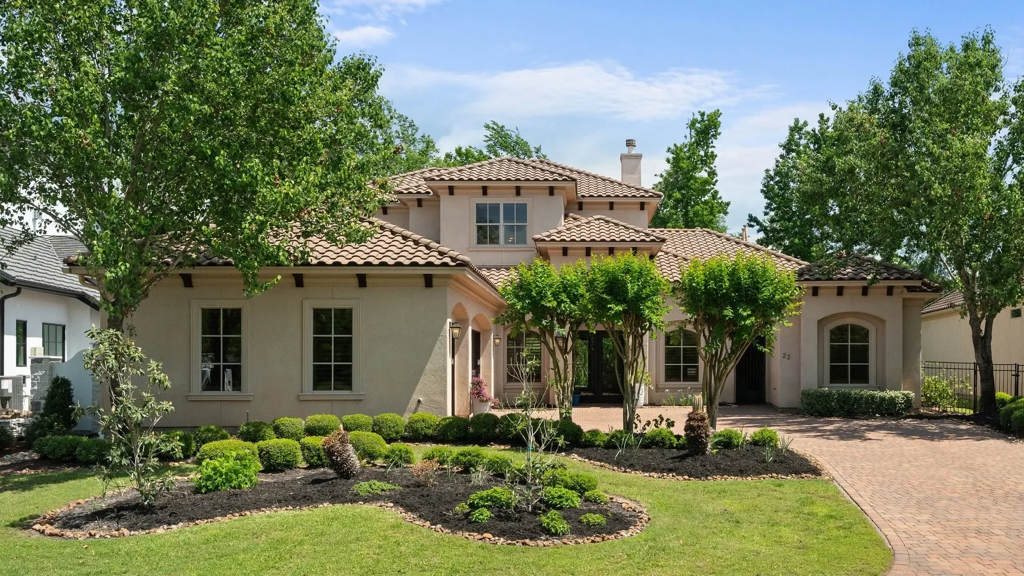 22 Johnathan Landing Court, The Woodlands, TX 77389, The Woodlands, Texas, United States. - Photo 1