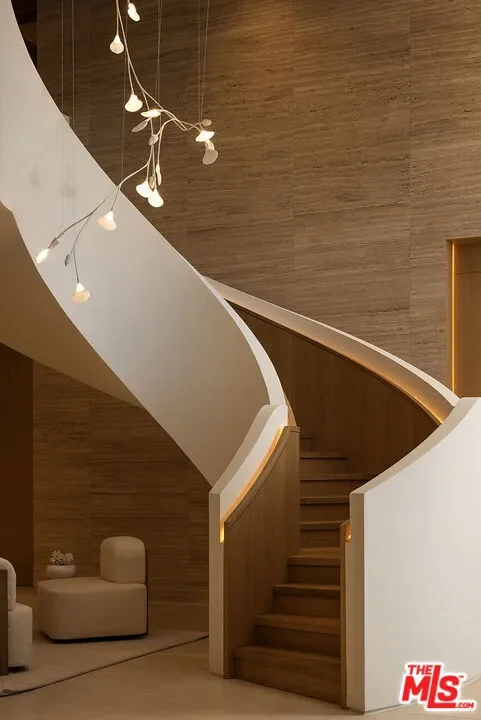 1165 Somera Road, Los Angeles, California, United States. - Photo 10
