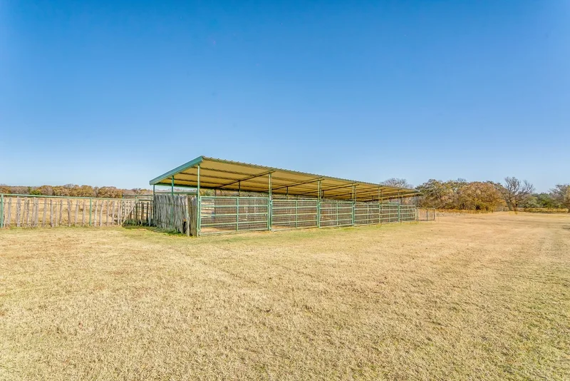 24860 N US Highway 281, Stephenville, TX 76401, Stephenville, Texas, United States. - Photo 15