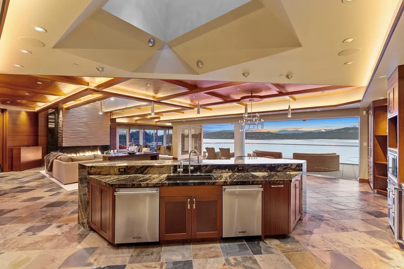 2051 S Island Green Dr, Coeur d'Alene, ID 83814, Coeur d'Alene, Idaho, United States. - Photo 37