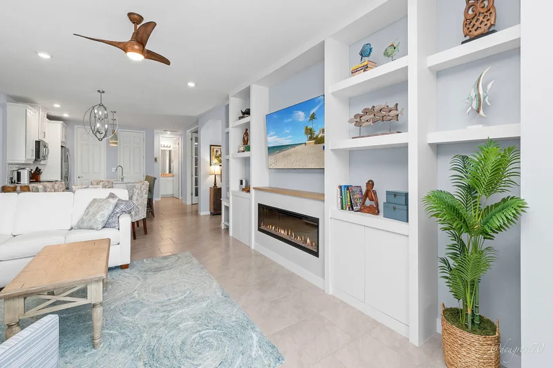 14595 Edgewater Circle, Naples, FL 34114, Naples, Florida, United States. - Photo 9