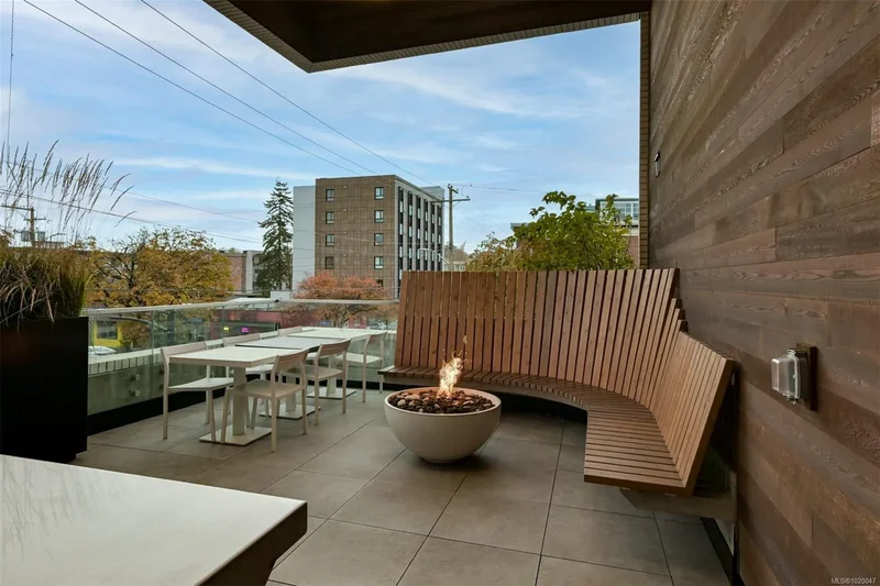 1033 Cook St 303, Victoria, British Columbia, Canada. - Photo 10