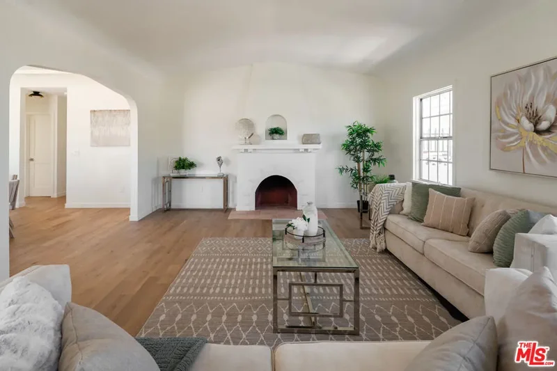 1826 W 78th Street, Los Angeles, California, United States. - Photo 8