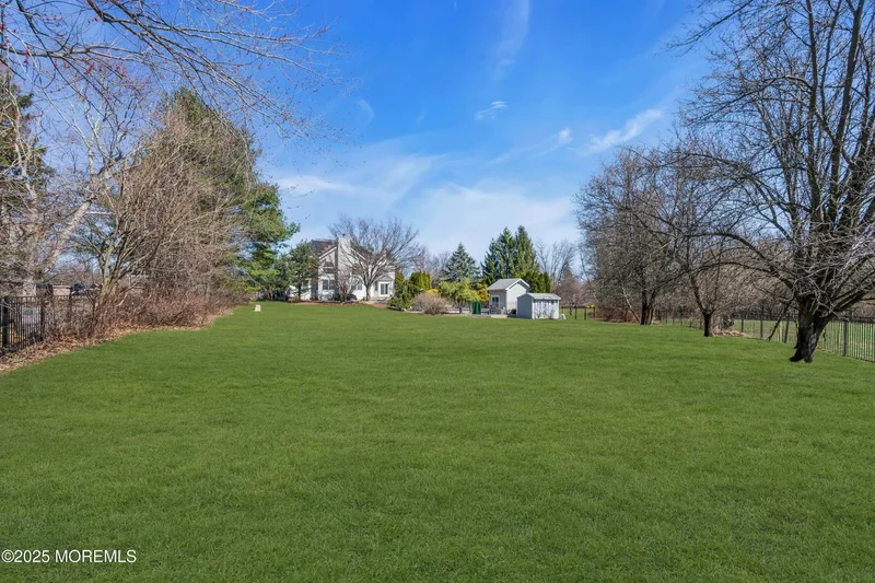 2 Chestnut Hill Drive, Manalapan, NJ 07726, Manalapan, NJ, United States. - Photo 20