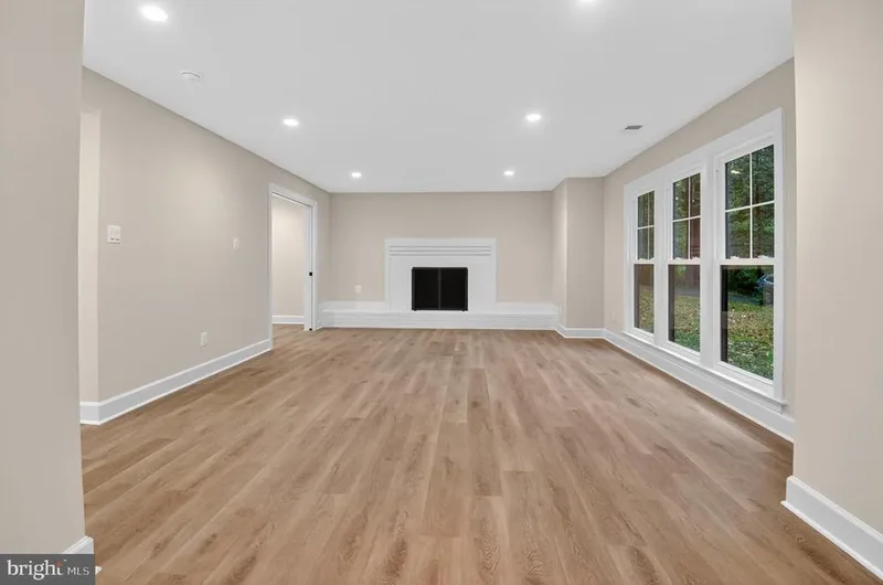 11600 BLUE RIDGE LN LANE, GREAT FALLS, VA 22066, Great Falls, Virginia, United States. - Photo 47