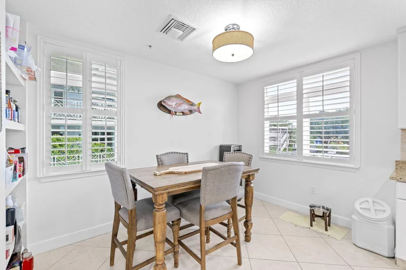 305 E Ocean Avenue Th-7, Lantana, Florida, United States. - Photo 22