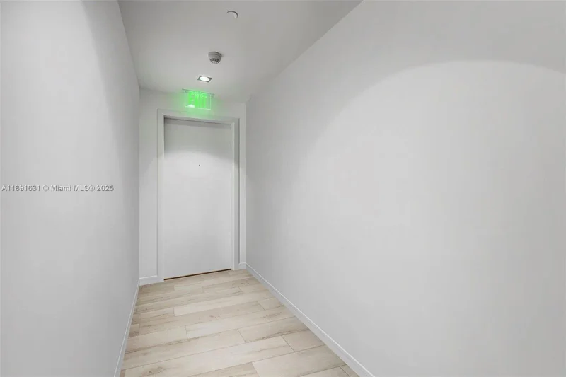 801 S Miami Ave 2901, Miami, Florida, United States. - Photo 8