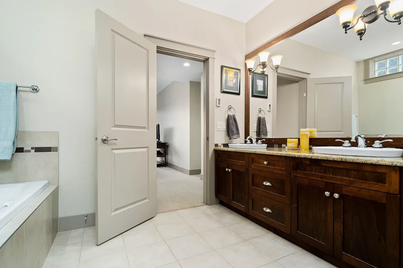 203 Longspoon Drive, Vernon, BC V1H 2H6, Vernon, British Columbia, Canada. - Photo 33