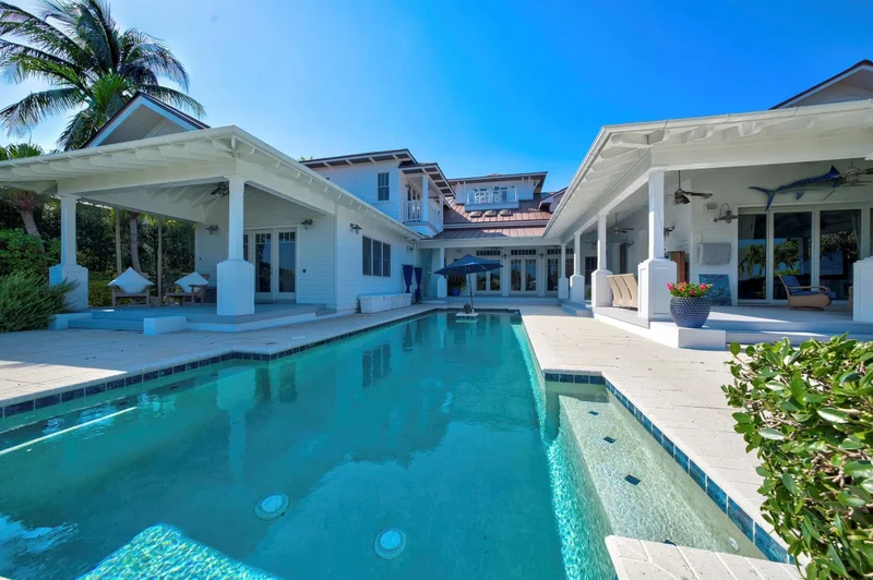 5270 Pennock Point Road, Jupiter, Florida, United States. - Photo 38