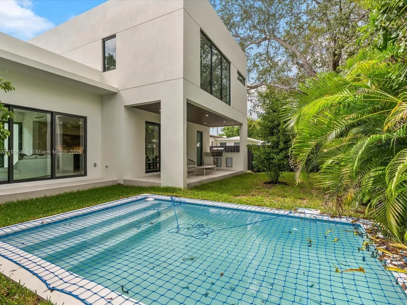 1259 SW 20th St, Miami, Florida, United States. - Photo 12