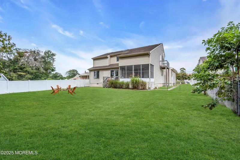 169 Shore Drive, Toms River, NJ 08753, Toms River, New Jersey, United States. - Photo 38