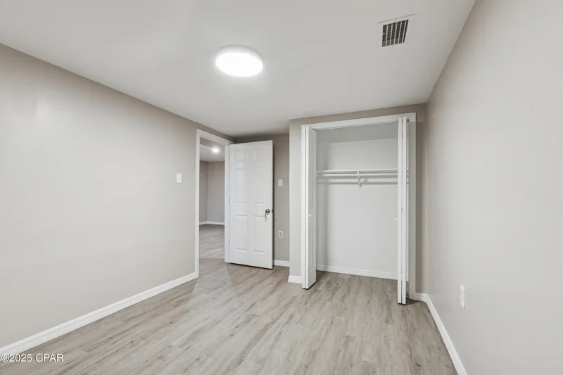 2672 W Laurel Drive, Alford, Florida, United States. - Photo 9