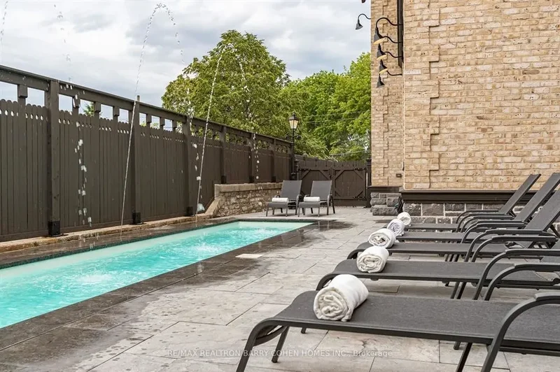 81 King St E, Kingston, Ontario, Canada. - Photo 10