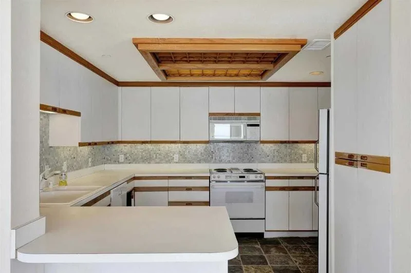 100 S COAST, #409, La Jolla, CA, 92037, USA, San Diego, California, United States. - Photo 2