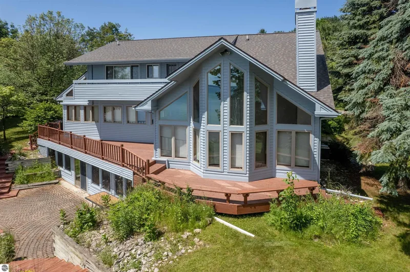 14088 Bluff Road, Traverse City, MI 49686, Traverse City, Michigan, United States. - Photo 5