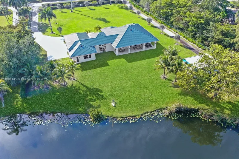 Residential Davie