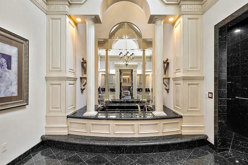 Bloomfield Hills, Michigan, United States. - Photo 40
