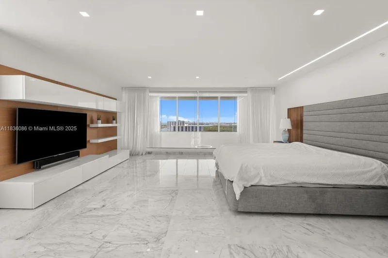 400 Sunny Isles Blvd 2008, Golden Beach, Florida, United States. - Photo 11