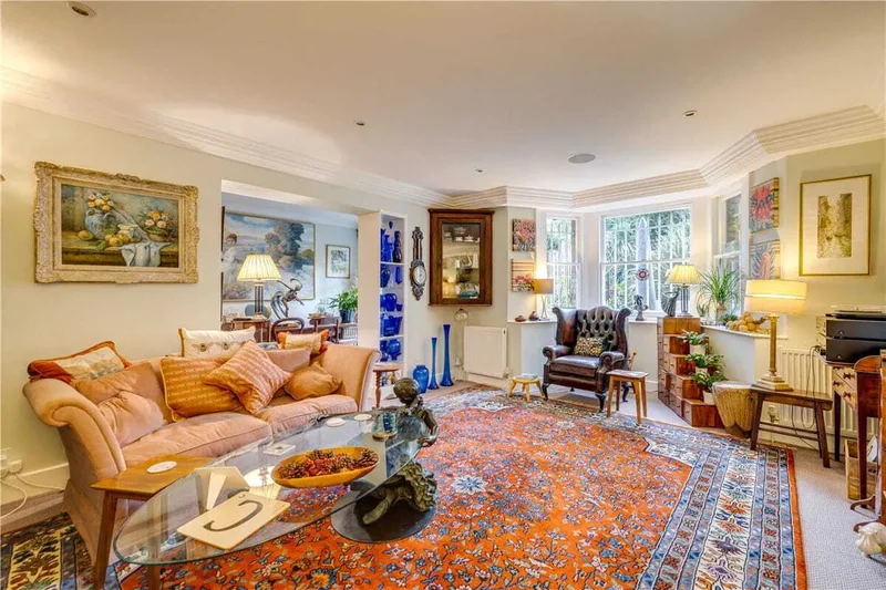 Wandle Road, London, England, United Kingdom. - Photo 2