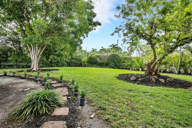 5701 SW 33rd St, Miami, FL, 33155, USA, Miami, Florida, United States. - Photo 13