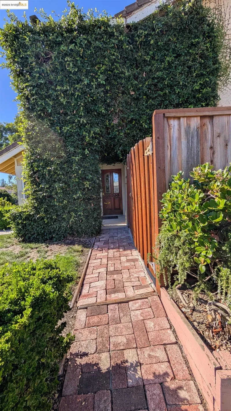 10013 Foxboro Ct, San Ramon, California, United States. - Photo 5