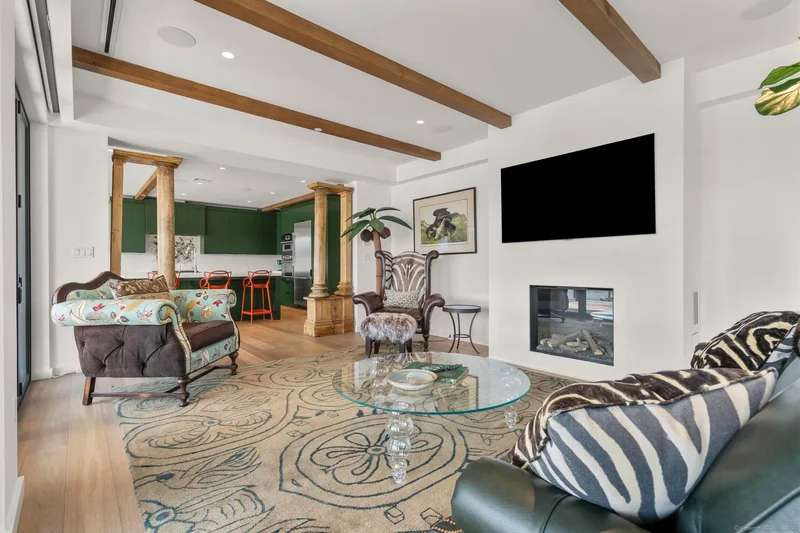 111 Rowayton Avenue #201, Norwalk, Connecticut, United States. - Photo 4