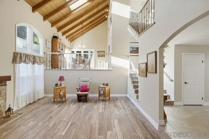 10494 Livewood Way, San Diego, California, United States. - Photo 2