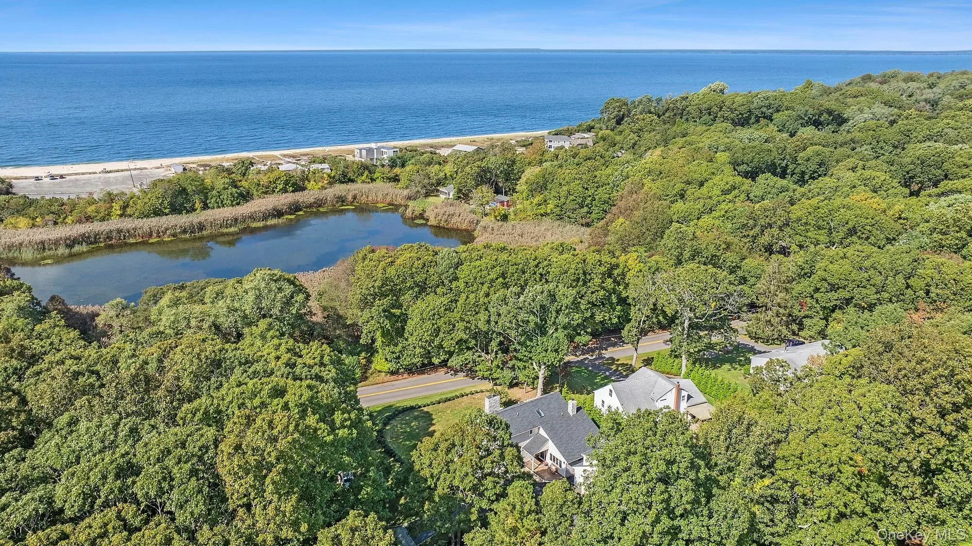 12250 Soundview Avenue, Southold, New York, United States. - Photo 16