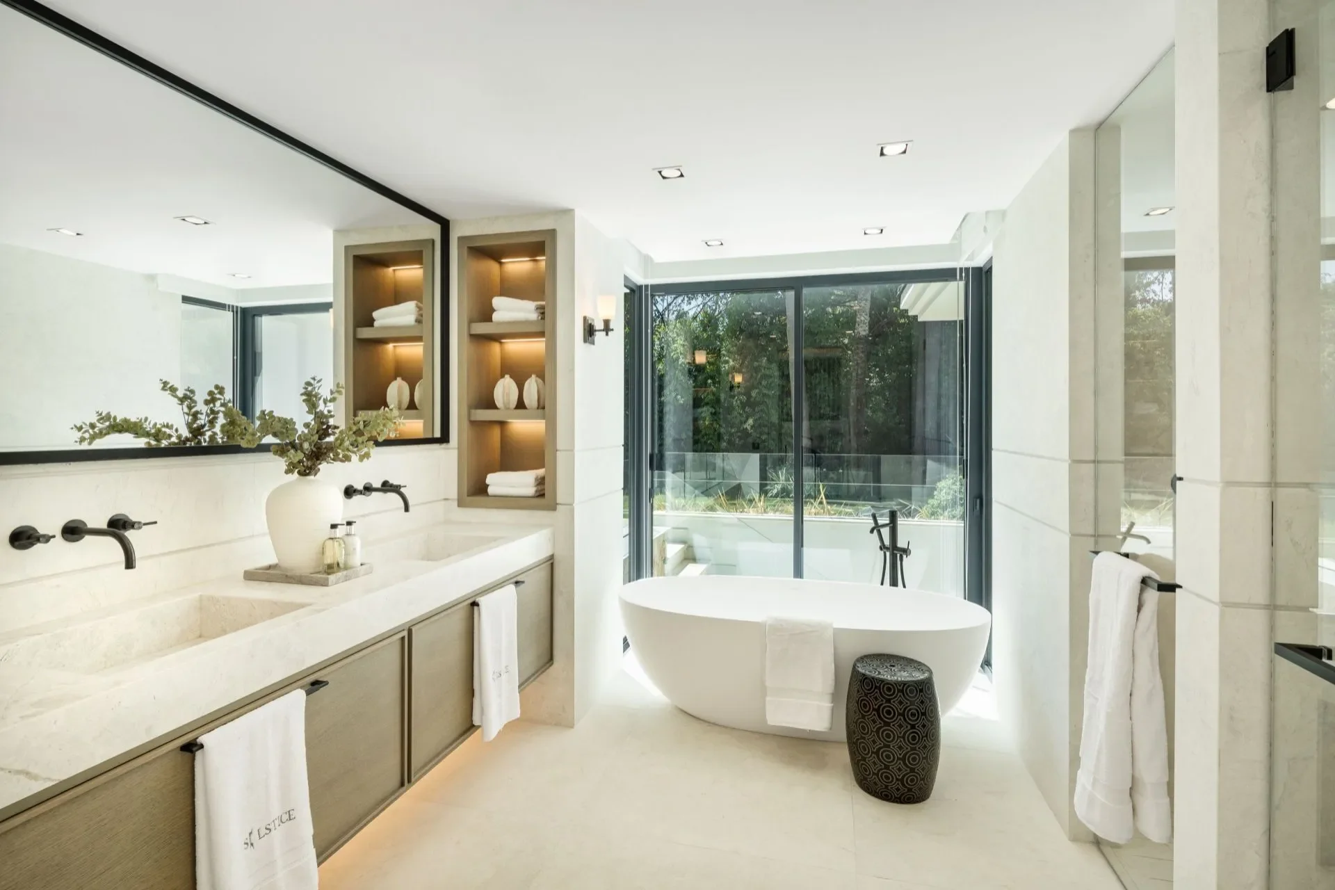Gallery photo 8