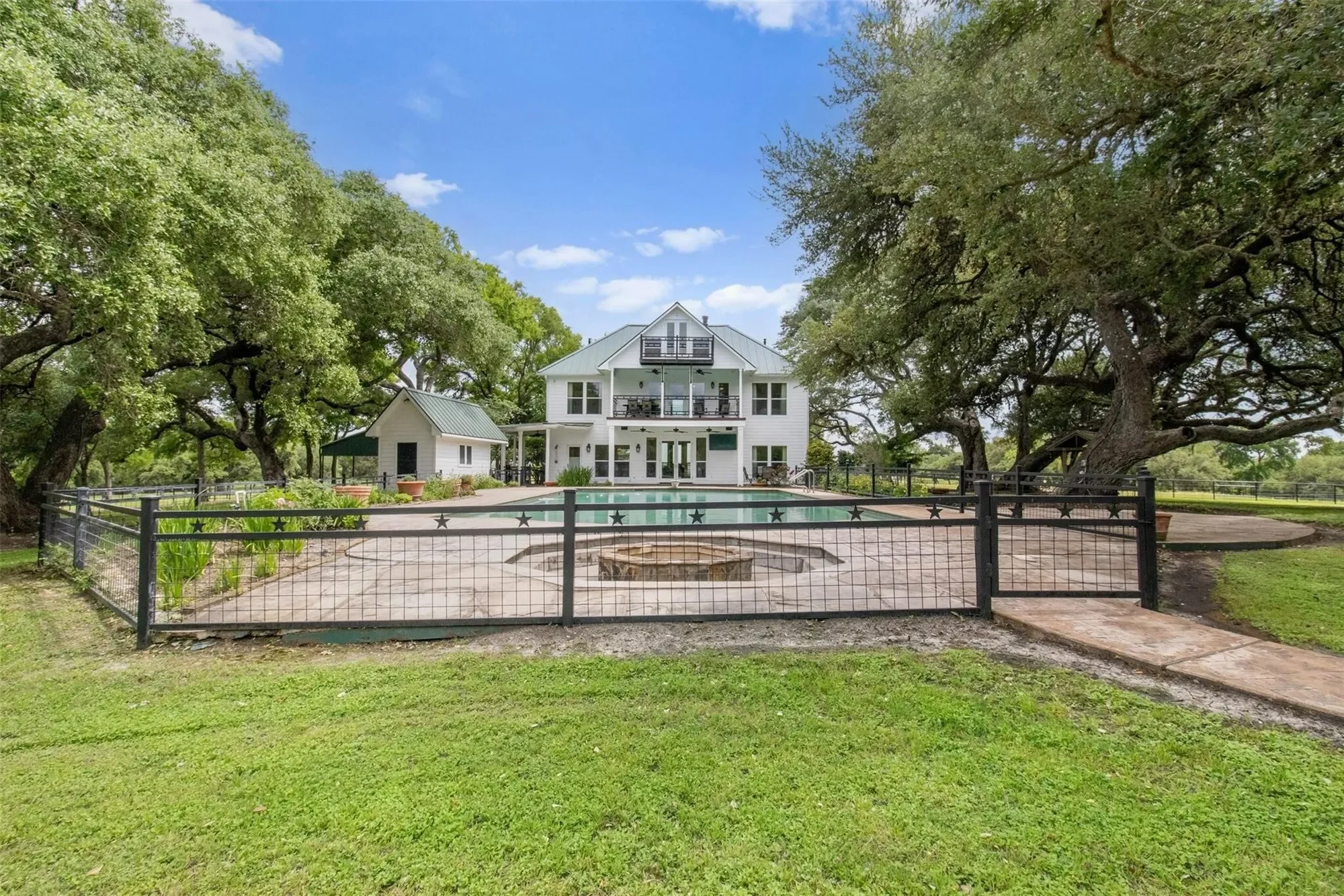 1007 Fm 390 E, Brenham, TX 77833, Brenham, Texas, United States. - Photo 16