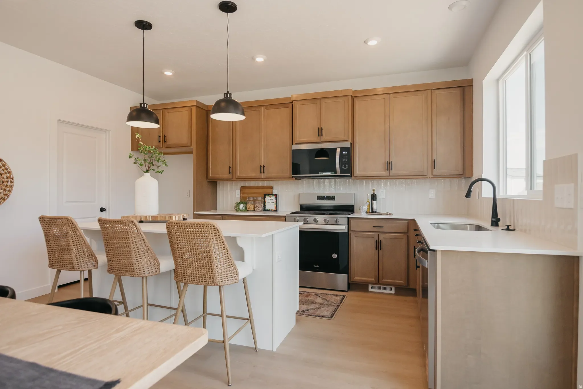 944 W COLUMBIA CT 108, Ogden, Utah, United States. - Photo 2