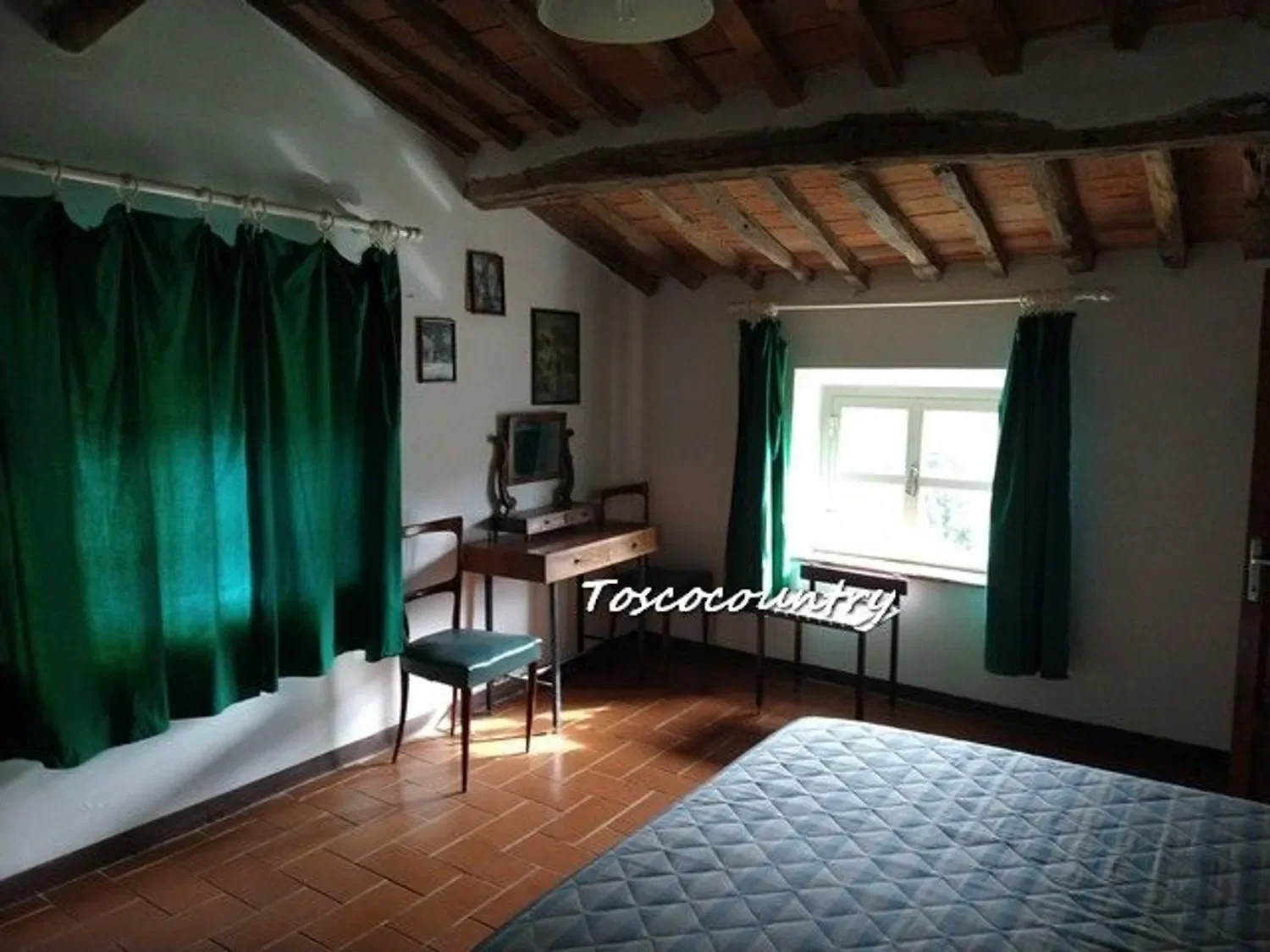 Gallery photo 2