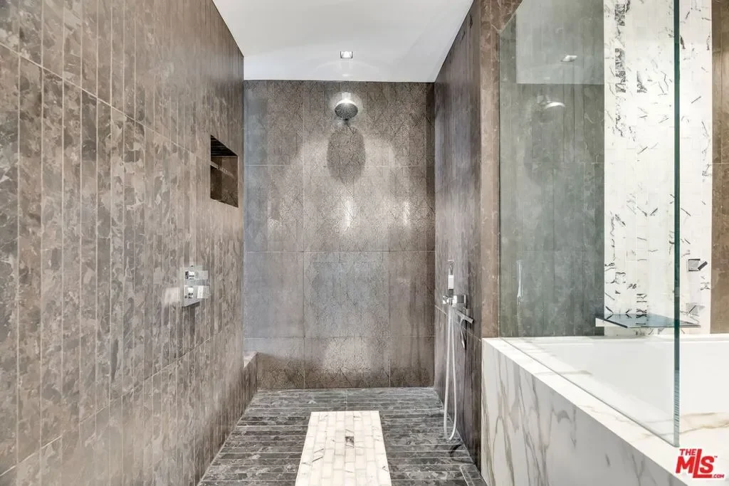 7135 Hollywood Boulevard 802, Los Angeles, California, United States. - Photo 10