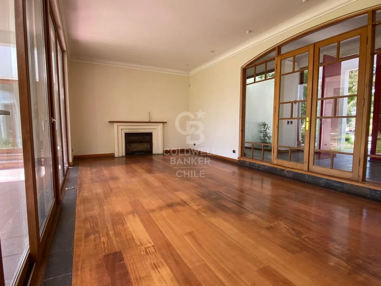 Gallery photo 1