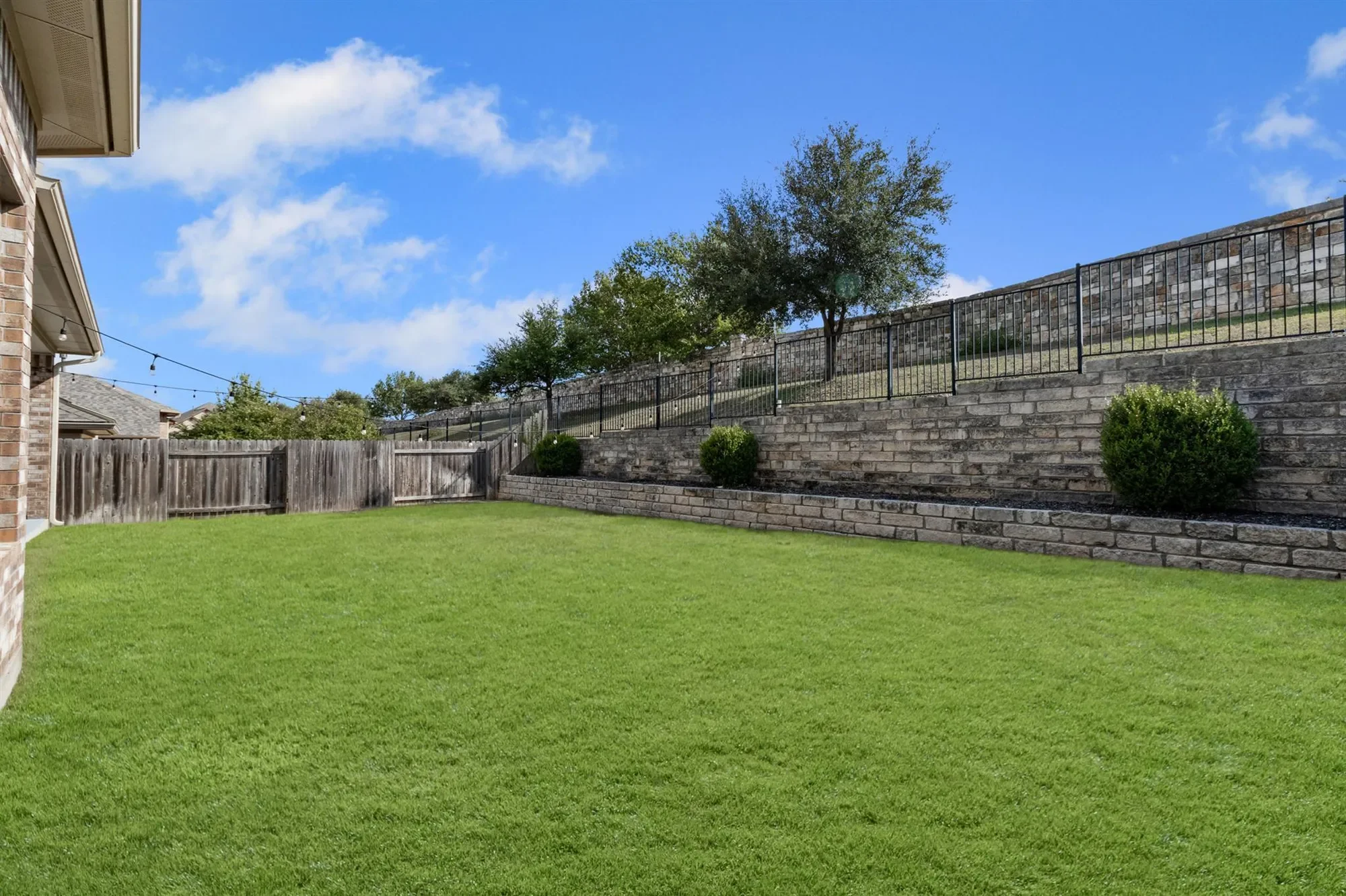 2216 Lookout Knoll DR, Leander, Texas, United States. - Photo 28