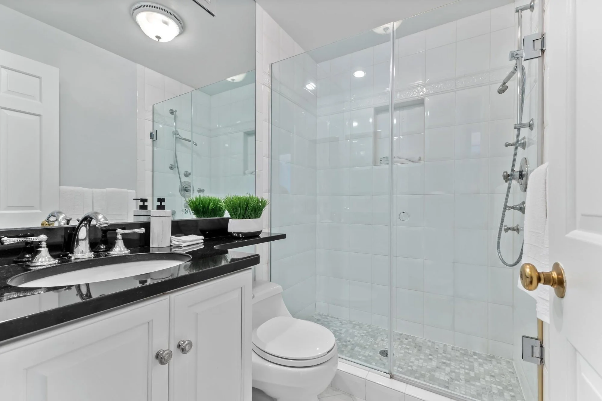 103 Queen Street , Alexandria, VA 22314, Alexandria, Virginia, United States. - Photo 30