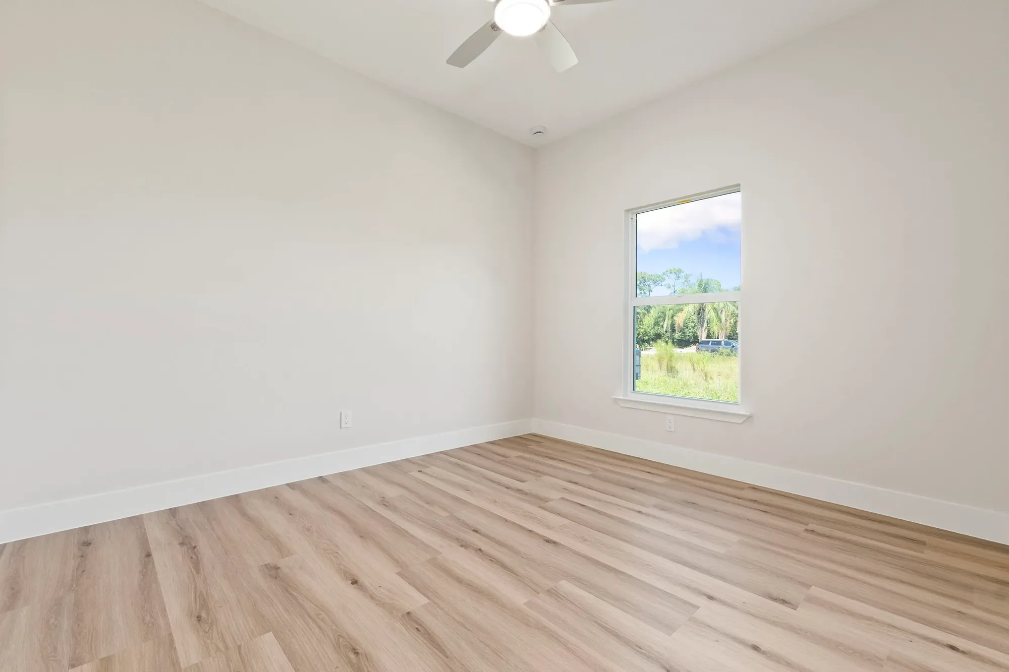 5310 Sunset Boulevard , Fort Pierce, FL 34982, Fort Pierce, Florida, United States. - Photo 5