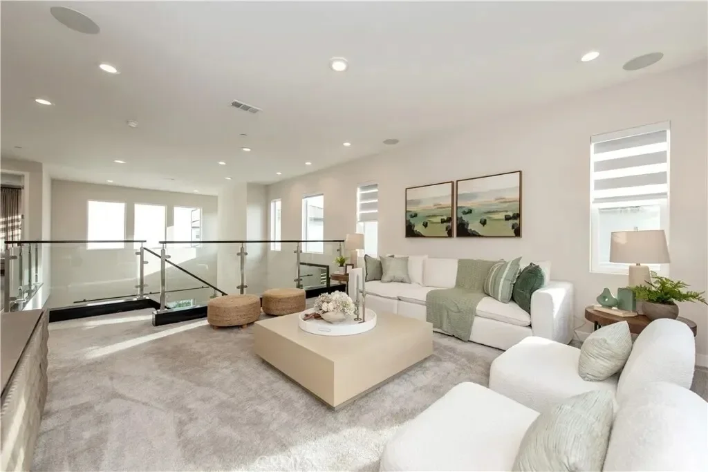 220 Holliston, Lake Forest, California, United States. - Photo 18