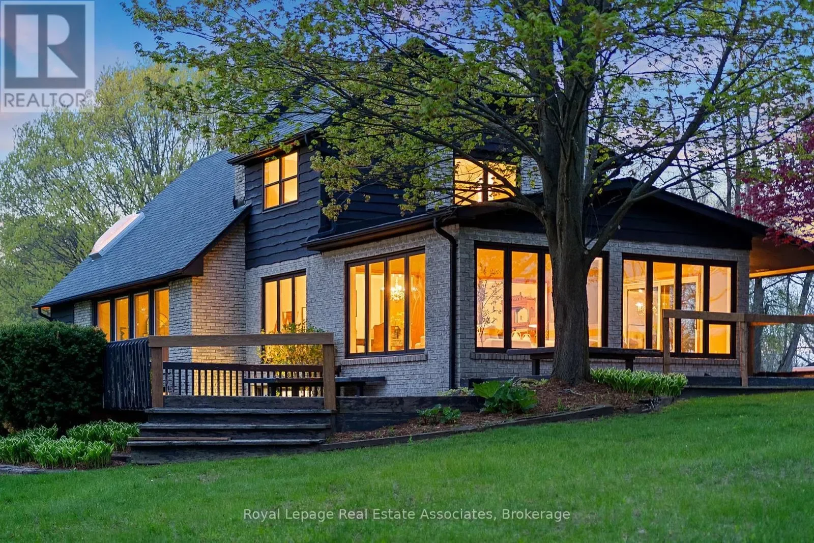 Gallery photo 11