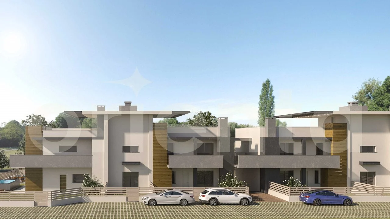 Exterior photo 2