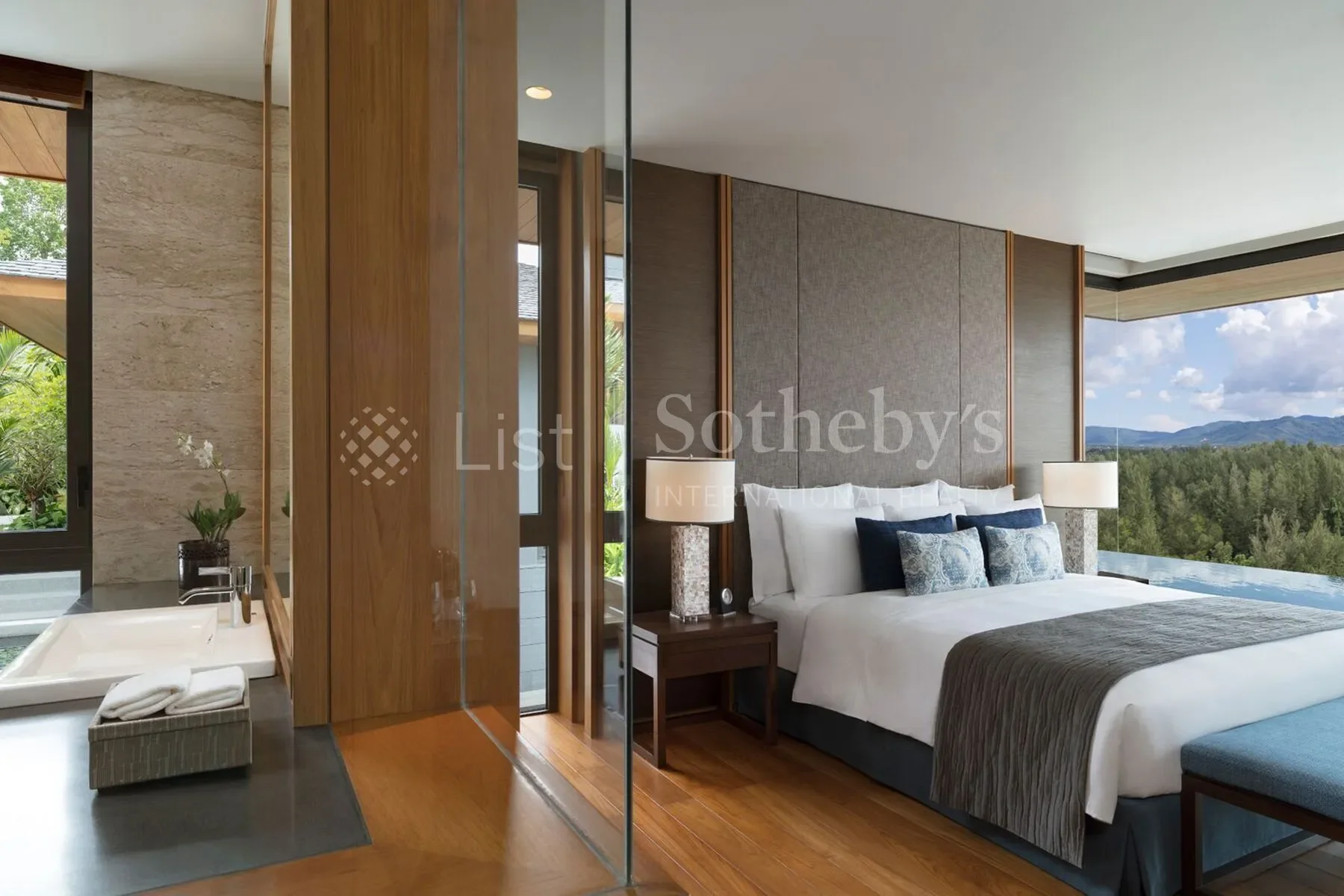 Gallery photo 4