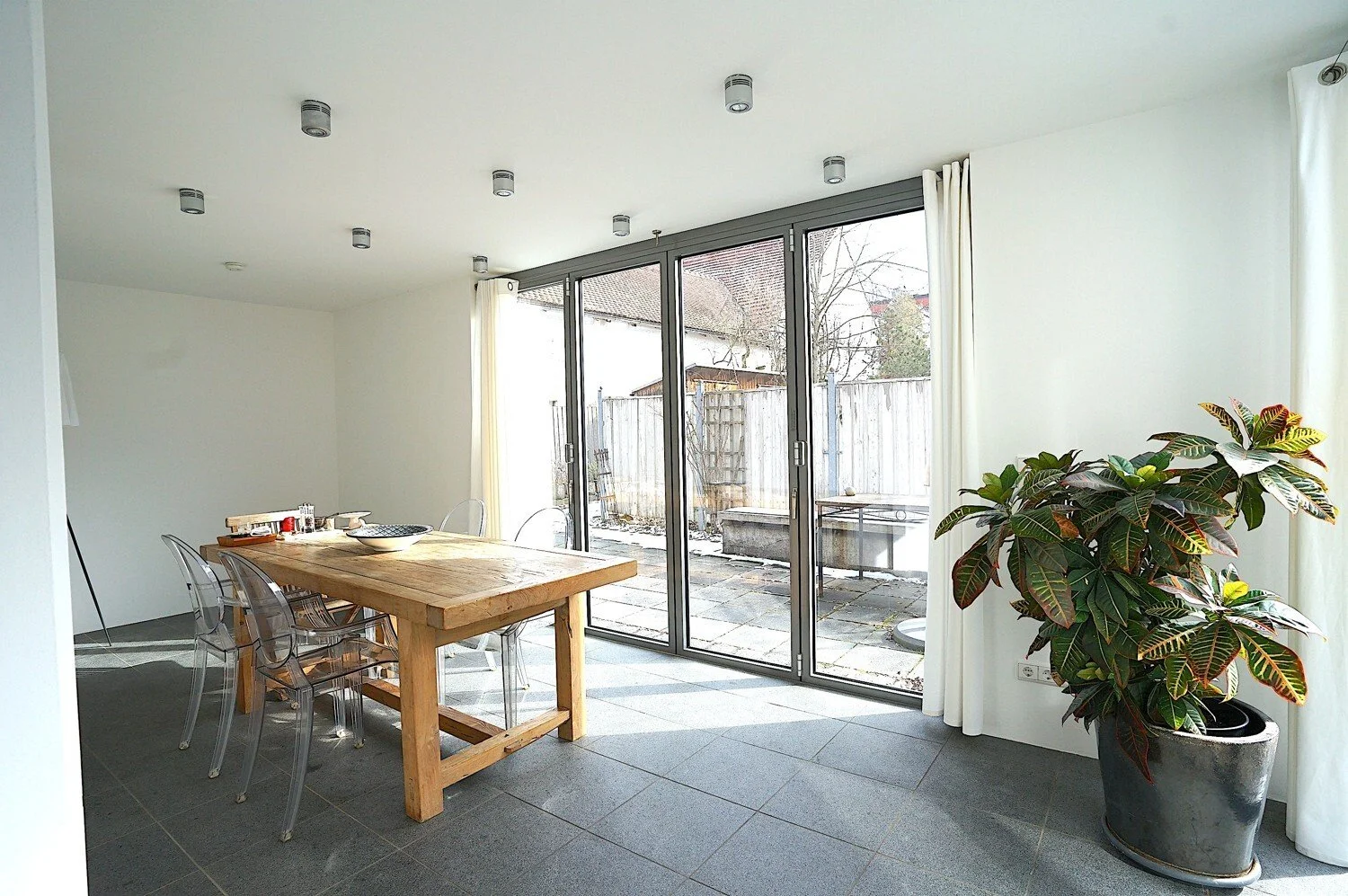 Gallery photo 5