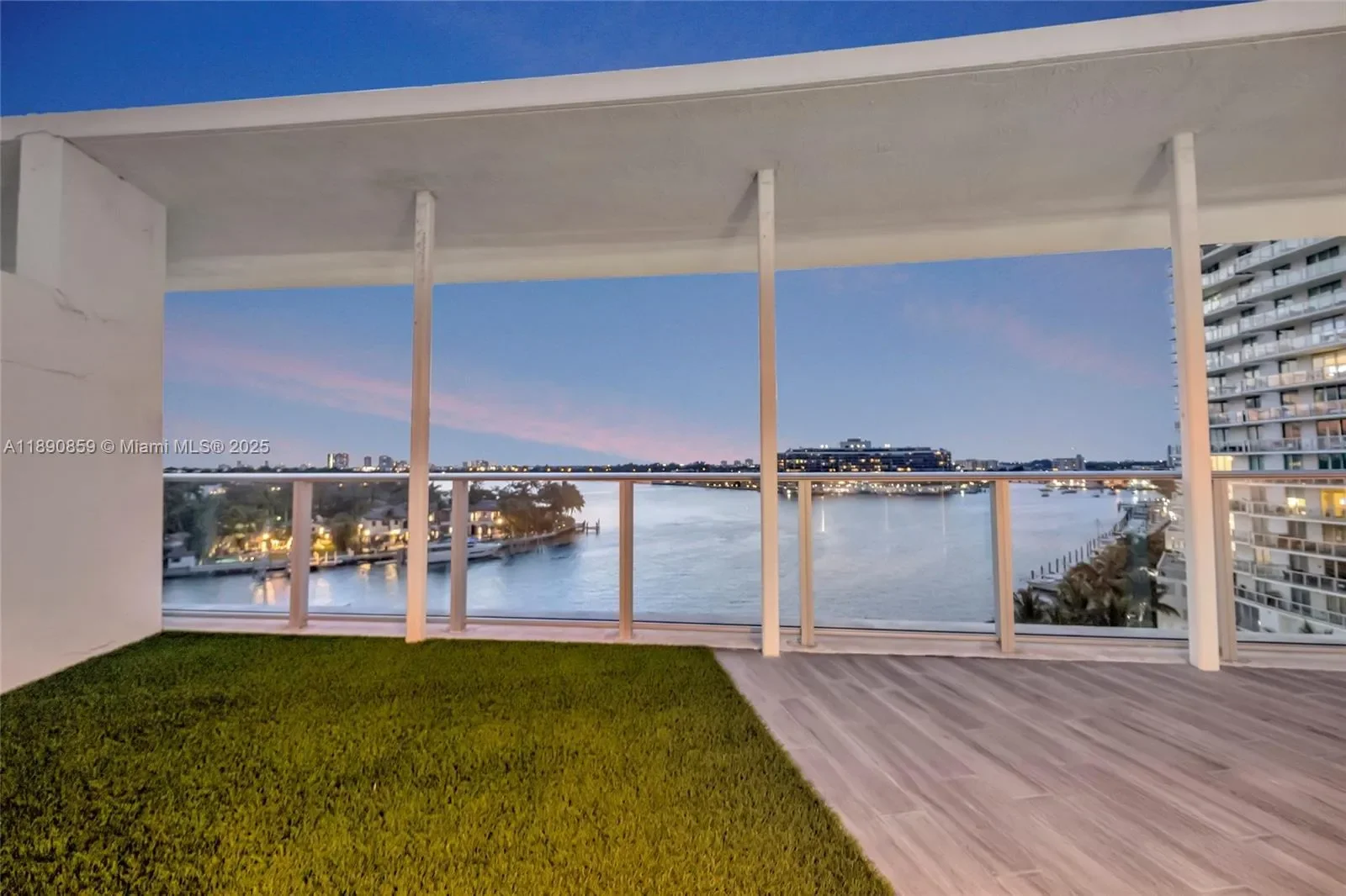 6620 Indian Creek Dr PH711, Miami Beach, Florida, United States. - Photo 64